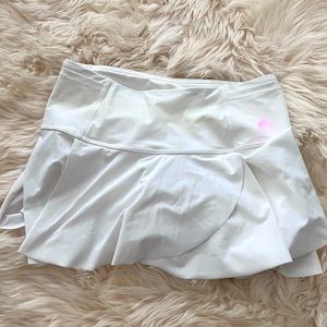 Lululemon tennis skirt small